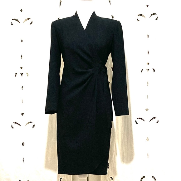 Glamorous Vintage Liz Claiborne, Wrap Dress, Black, Size 2P - Picture 4 of 7